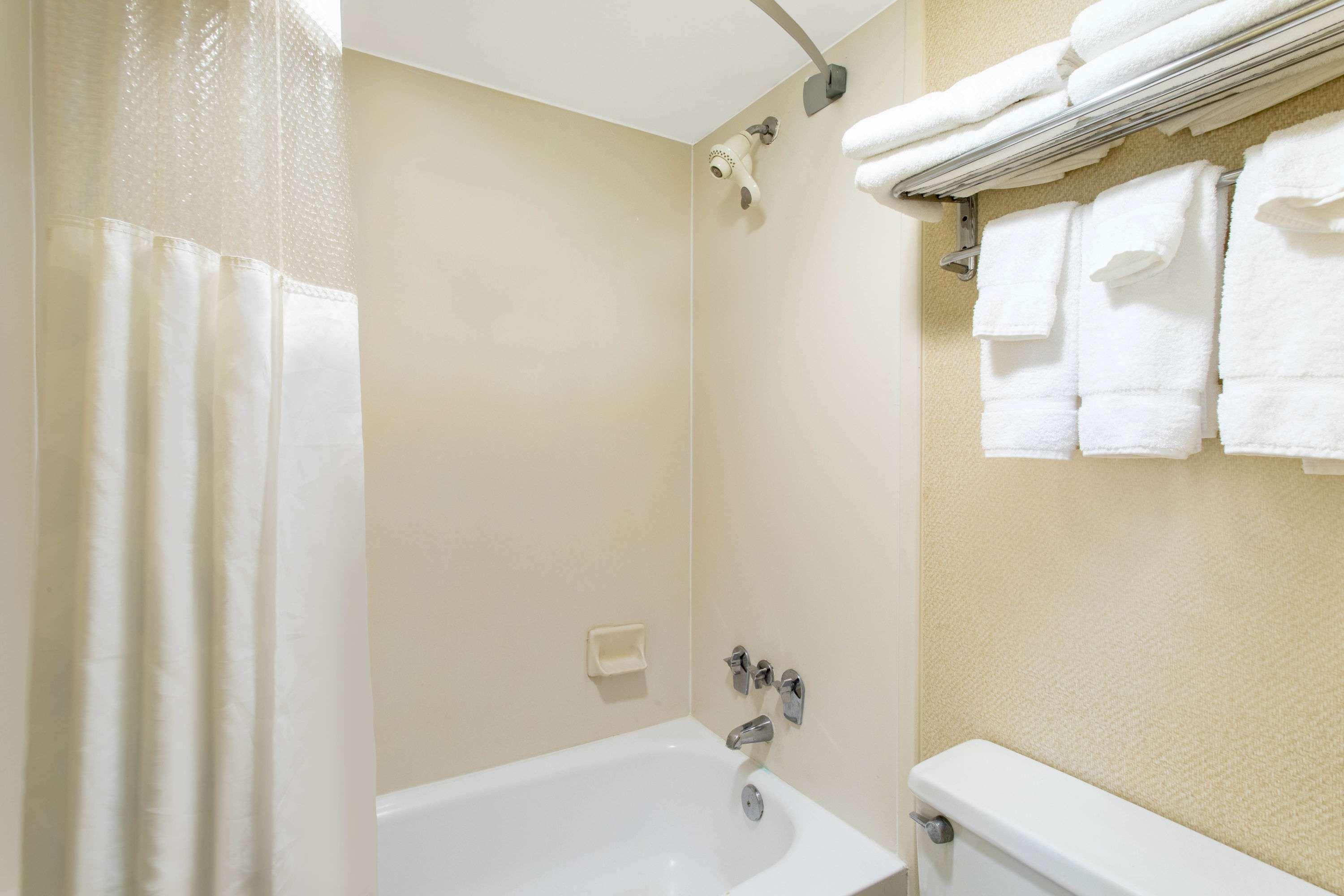 Ramada Limited Cockeysville מראה חיצוני תמונה