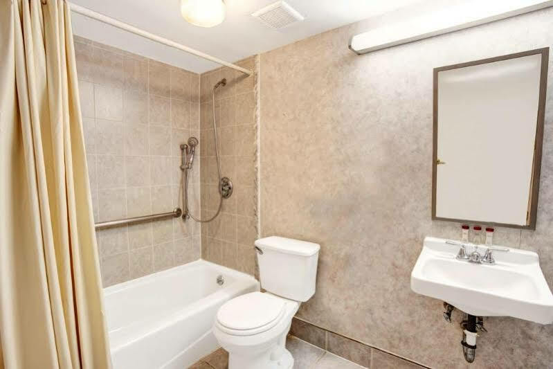 Ramada Limited Cockeysville מראה חיצוני תמונה